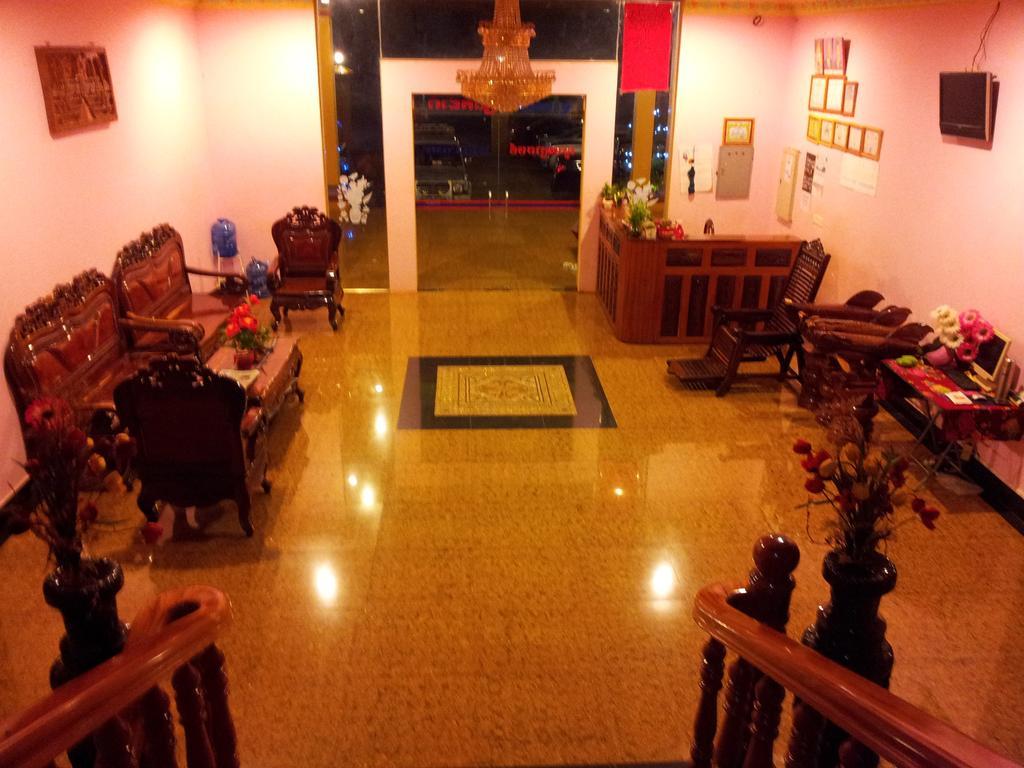 Prak Dara Guest House Banlung Exterior foto
